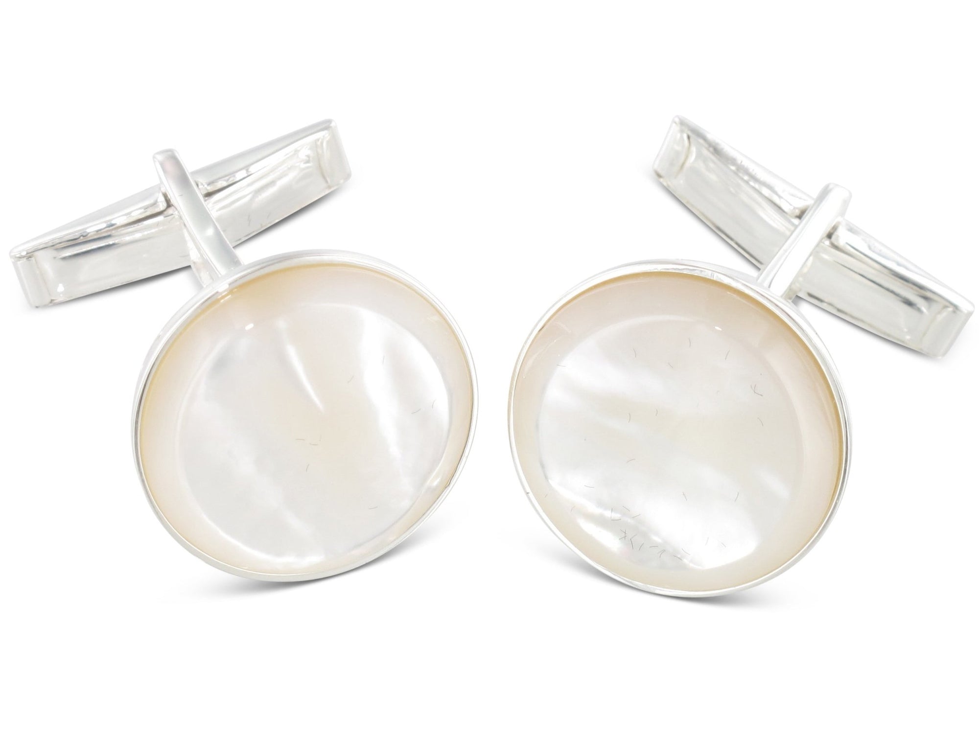 Silver cufflinks with round mother-of-pearl appliqué - Christian Weilert