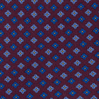 Bordeauxrote Seidenkrawatte mit quadratischen Punkten in Blau und Grau